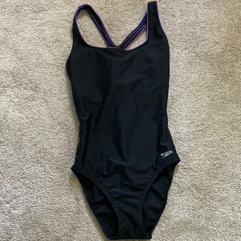 Speedo racer back black one piece swimsuit